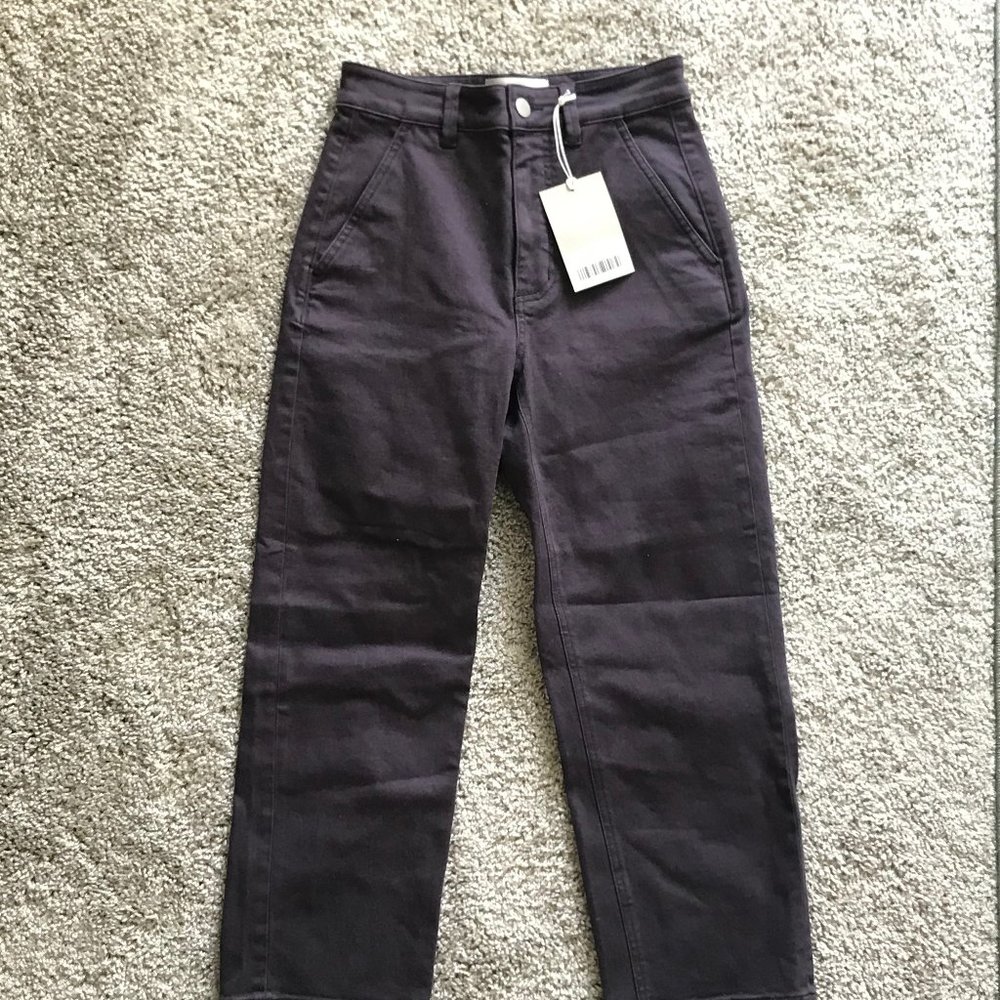 Everlane Straight Leg Crop - Size 0 Short